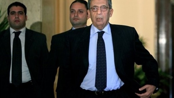 موسى ومظهر وكريمة يحضرون قداس عيد الميلاد المجيد موسى ومظهر وكريمة يحضرون قداس عيد الميلاد المجيد