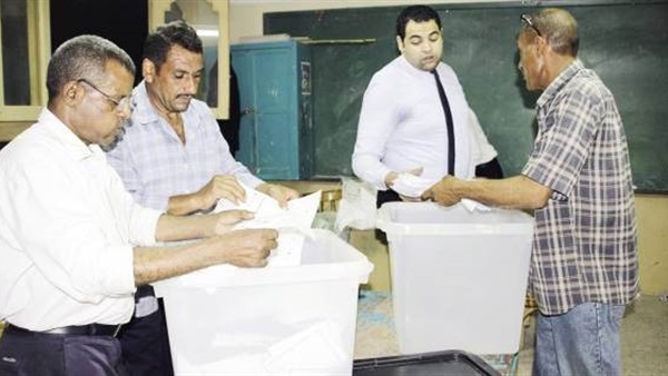 محافظ القاهرة يطالب المرشّحين بعدم خرق الصمت الانتخابي محافظ القاهرة يطالب المرشّحين بعدم خرق الصمت الانتخابي