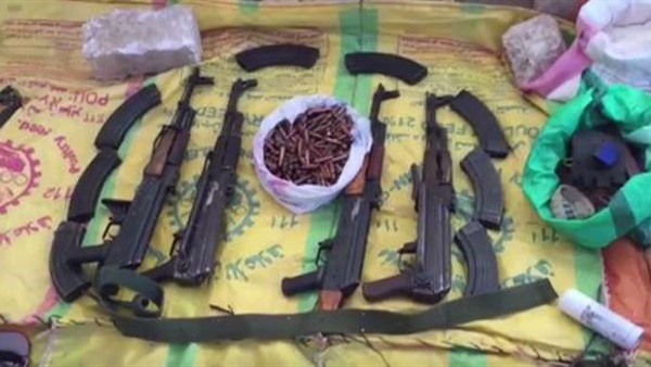 مضبوطات وكر منفذي عملية اغتيال «عادل رجائي» (فيديو) مضبوطات وكر منفذي عملية اغتيال «عادل رجائي» (فيديو)