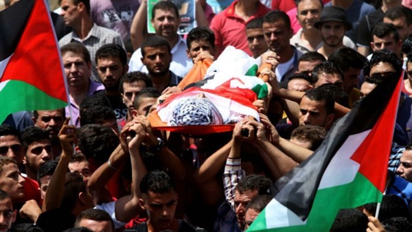 تشييع جثامين 5 شهداء فلسطينيين في الخليل تشييع جثامين 5 شهداء فلسطينيين في الخليل