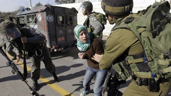 الاحتلال يعتقل فلسطينية بزعم محاولتها تنفيذ عملية طعن بالقدس