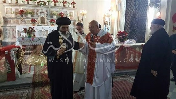 مطران الأقباط الأرثوذكس ببورسعيد يهنئ الكاثوليك بعيد الميلاد مطران الأقباط الأرثوذكس ببورسعيد يهنئ الكاثوليك بعيد الميلاد