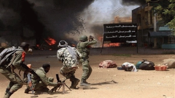 الجيش المالي يحرر 80 رهينة من فندق "راديسون بلو" الجيش المالي يحرر 80 رهينة من فندق "راديسون بلو"