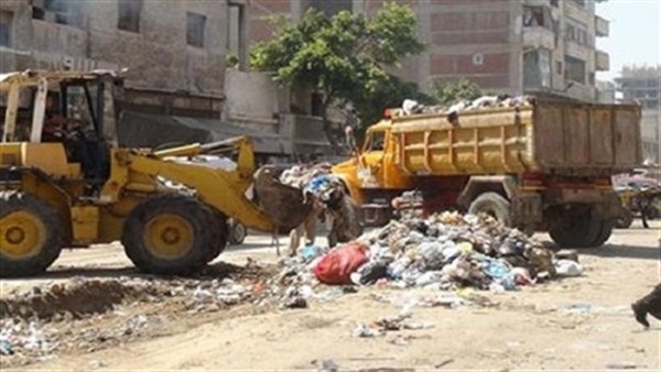 رفع وإزالة 30 طن قمامة ومخلفات صلبة بأبو قرقاص في المنيا