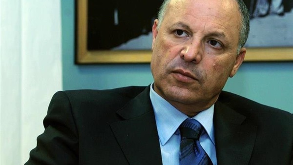 «أبو ريدة» يرفض الحكام المصريين في مبارة القمة «أبو ريدة» يرفض الحكام المصريين في مبارة القمة
