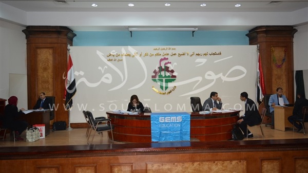 القوى العاملة: اليوم انتهاء اختبارات المعلمين المستوفين شروط العمل بالإمارات (صور) القوى العاملة: اليوم انتهاء اختبارات المعلمين المستوفين شروط العمل بالإمارات (صور)