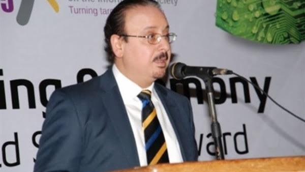 وزير الإتصالات: شبكات الجيل الرابع للمحمول تعمل بشكل تجريبى وزير الإتصالات: شبكات الجيل الرابع للمحمول تعمل بشكل تجريبى