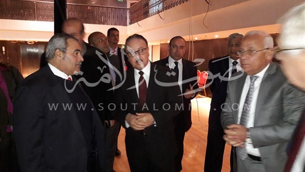 «القاضي» و«الغضبان» يتفقدان مجمع بورسعيد الثقافي (صور) «القاضي» و«الغضبان» يتفقدان مجمع بورسعيد الثقافي (صور)