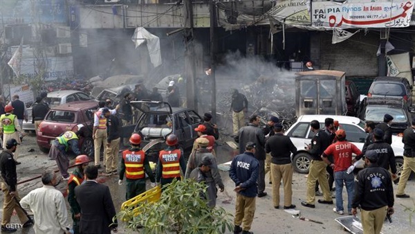 إصابة 19 شخصا في انفجار قنبلة بباكستان