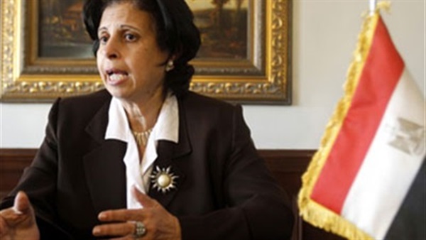 رئيسة «القومي للمرأة» عن تكريم «زخاري»: «غيورة» على مصلحة المصريين ووحدتهم رئيسة «القومي للمرأة» عن تكريم «زخاري»: «غيورة» على مصلحة المصريين ووحدتهم