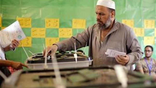 لجان الإقتراع تفتح أبوابها أمام الناخبين لجان الإقتراع تفتح أبوابها أمام الناخبين