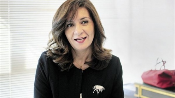 وزيرة الهجرة تدلي بصوتها.. وتؤكد: «على المصريين دور وطني كبير» وزيرة الهجرة تدلي بصوتها.. وتؤكد: «على المصريين دور وطني كبير»