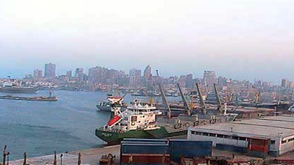 إغلاق بوغازي الاسكندرية والدخيلة لسوء الأحوال الجوية