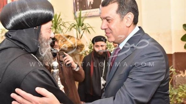 قيادات المحافظات تزور الكنائس للتهنئة بعيد الميلاد المجيد