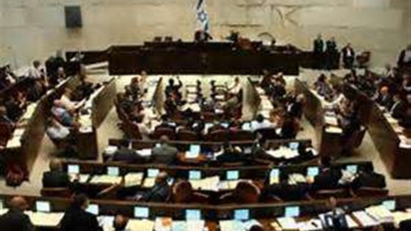 نواب في الكنيست يطالبون نتنياهو بالتخلي عن منصبه نواب في الكنيست يطالبون نتنياهو بالتخلي عن منصبه