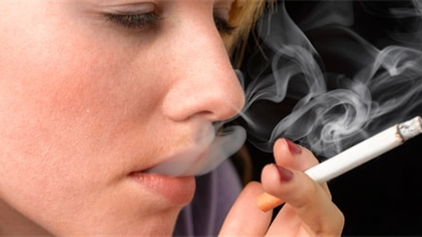 احذروا.. «التدخين والعدوى الفيروسية» يقللان فعالية أدوية «الرئة»