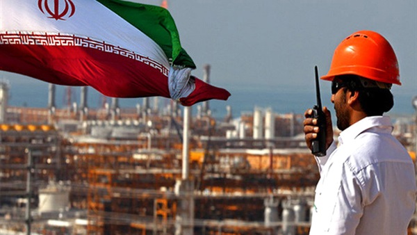 إيران تبيع 13 مليون برميل نفط مستفيدة من اتفاق «أوبك» إيران تبيع 13 مليون برميل نفط مستفيدة من اتفاق «أوبك»