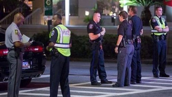 إصابة 3 أشخاص بأعيرة نارية أمام ملهى ليلي في باريس