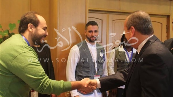 بالصور..محافظ دمياط يستقبل وفد مؤسسة السلام والتنمية بالصور..محافظ دمياط يستقبل وفد مؤسسة السلام والتنمية