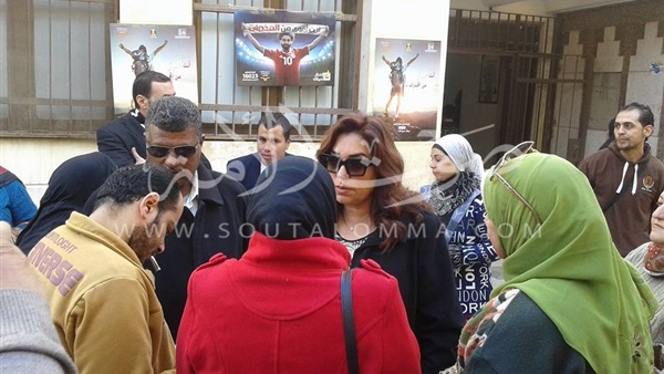 نائب محافظ الجيزة: استقبال 9 حالات للكشف عن فيروس سي ضمن قافلة «أهالينا» نائب محافظ الجيزة: استقبال 9 حالات للكشف عن فيروس سي ضمن قافلة «أهالينا»
