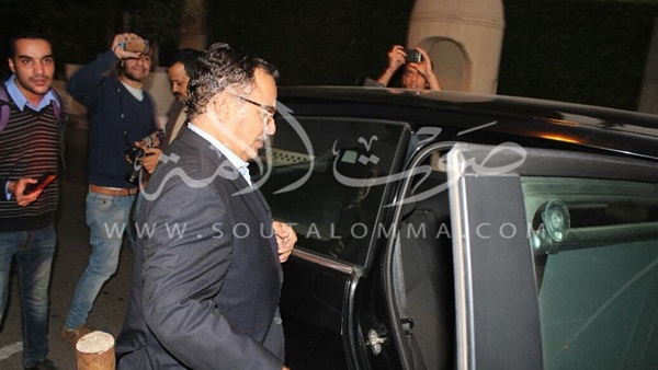 بالصور.. وزير الخارجية السابق يدلي بصوته في الانتخابات البرلمانية بالصور.. وزير الخارجية السابق يدلي بصوته في الانتخابات البرلمانية