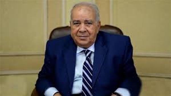 وزير الشؤون القانونية: السيسي متمسك باستمرار العليا للإصلاح التشريعي وزير الشؤون القانونية: السيسي متمسك باستمرار العليا للإصلاح التشريعي