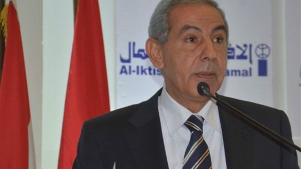 وزير الصناعة يشهد المؤتمر الاجتماعي لتمكين المرأة (بث مباشر)