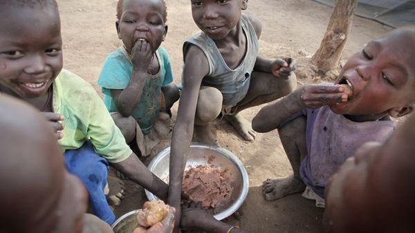 السودان.. مليونا طفل يعانون سوء التغذية السودان.. مليونا طفل يعانون سوء التغذية