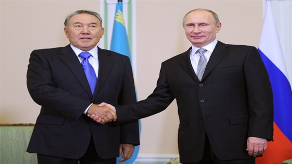 رئيس كازاخستان يبحث مع بوتين التحضيرات للقاء «أستانا» حول سوريا