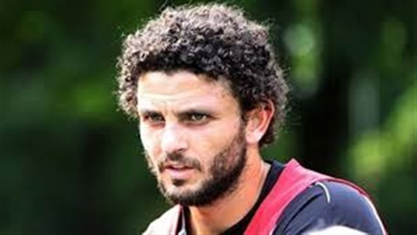 حسام غالي يخرج من مران الأهلي