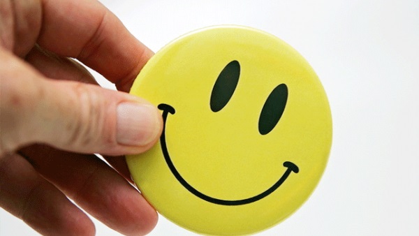 «اكسفورد»: «الإبتسامة» كلمة سر عام 2015 