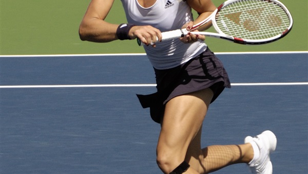 البلجيكية إليز ميرتنز تتوج ببطولة هوبارت للتنس