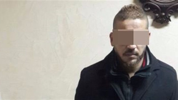 عاطل وراء خطف سائق وإجباره على توقيع إيصالات أمانة بعابدين
