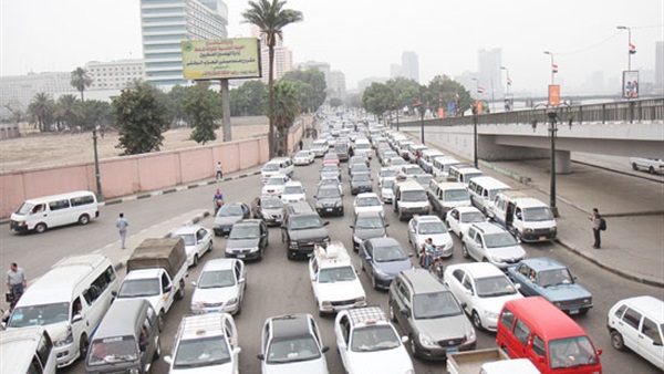 كثافات مرورية بمحاور الجيزة.. تعرف على الطرق البديلة كثافات مرورية بمحاور الجيزة.. تعرف على الطرق البديلة