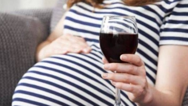 بريطانيا الرابعة عالميا في عدد النساء اللاتي يتناولن الخمور أثناء الحمل