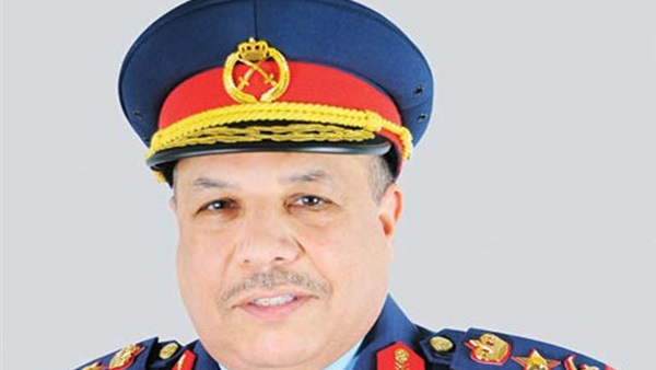 وزير الدفاع الكويتي يشيد بجهود سلاح الجو لبلاده في حماية الوطن