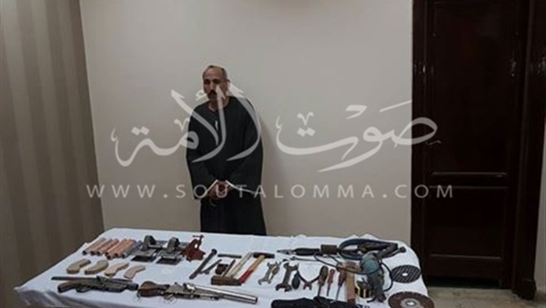ضبط «أبو سمرة» لإدارتة ورشة لتصنيع الأسلحة ببني سويف‎ 