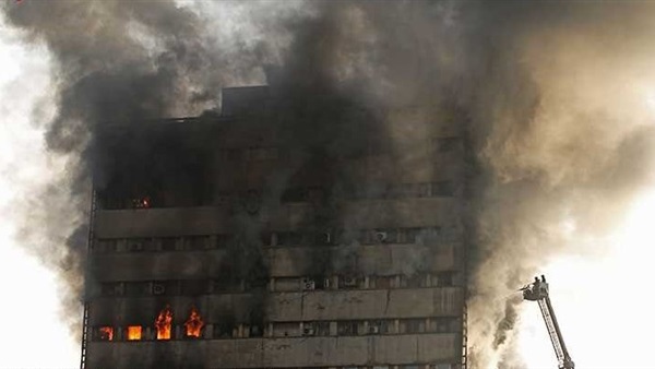  مقتل 40 شخصا جراء انهيار برج في طهران