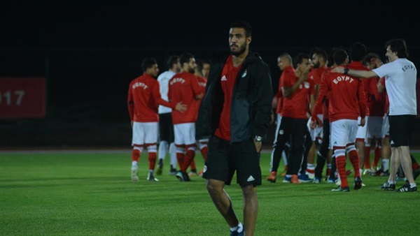 مدرب حراس المنتخب الأسبق يتحدث عن سبب إصابة الشناوي (فيديو)