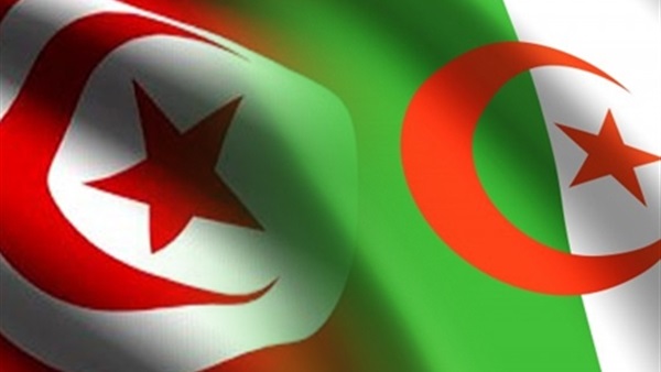 «كان 2017».. التعادل السلبي يسيطر على نتيجة الشوط الأول لمباراة الجزائر وتونس «كان 2017».. التعادل السلبي يسيطر على نتيجة الشوط الأول لمباراة الجزائر وتونس