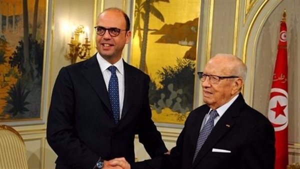 إيطاليا وتونس تبحثان تعزيز التعاون في مكافحة الهجرة غير الشرعية والإرهاب