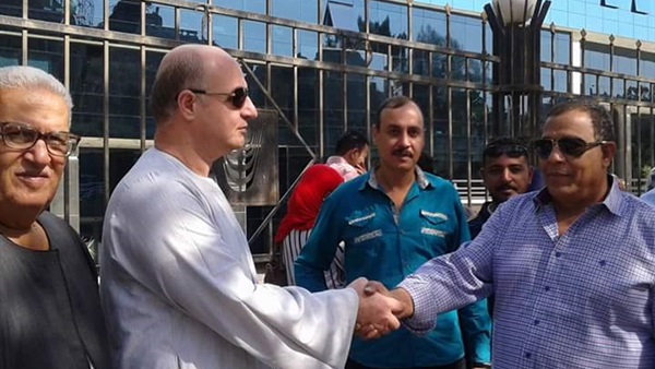 «الفلاحين» تهنئ المصريين بـ«ذكرى الثورة» وأعياد الشرطة «الفلاحين» تهنئ المصريين بـ«ذكرى الثورة» وأعياد الشرطة