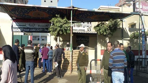أهالى «أبو قراميط» يعتدون على قوات تأمين لجنة انتخابية بالدقهلية