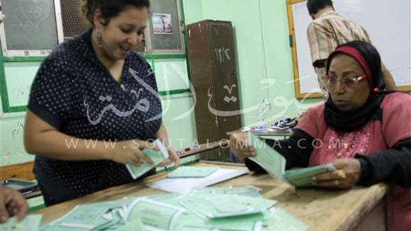 بدء الفرز بلجان مدرسة العباسية في الوايلي بدء الفرز بلجان مدرسة العباسية في الوايلي