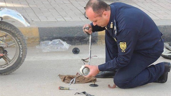 العثور على قنبلة بدائية الصنع خلف محطة القطار بالإسكندرية