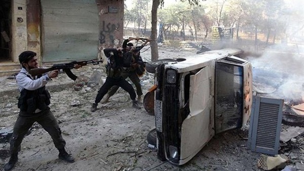 مقتل 6 من القوات السورية في قصف المعارضة للأكاديمية العسكرية