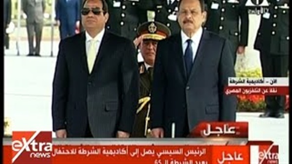 الرئيس السيسي يردد النشيد الوطني (فيديو) الرئيس السيسي يردد النشيد الوطني (فيديو)