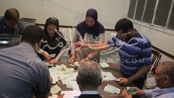 بالأرقام.. المنوفية تستعد لجولة الإعادة بعد فرز صناديق 50 لجنة فرعية بالأرقام.. المنوفية تستعد لجولة الإعادة بعد فرز صناديق 50 لجنة فرعية