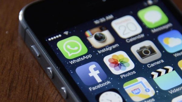 «واتس آب» يطلق تحديثا جديدا يتيح الإرسال بدون إنترنت