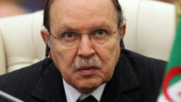 الرئيس الجزائري يؤكد حرصه على تعزيز العلاقات مع الهند الرئيس الجزائري يؤكد حرصه على تعزيز العلاقات مع الهند